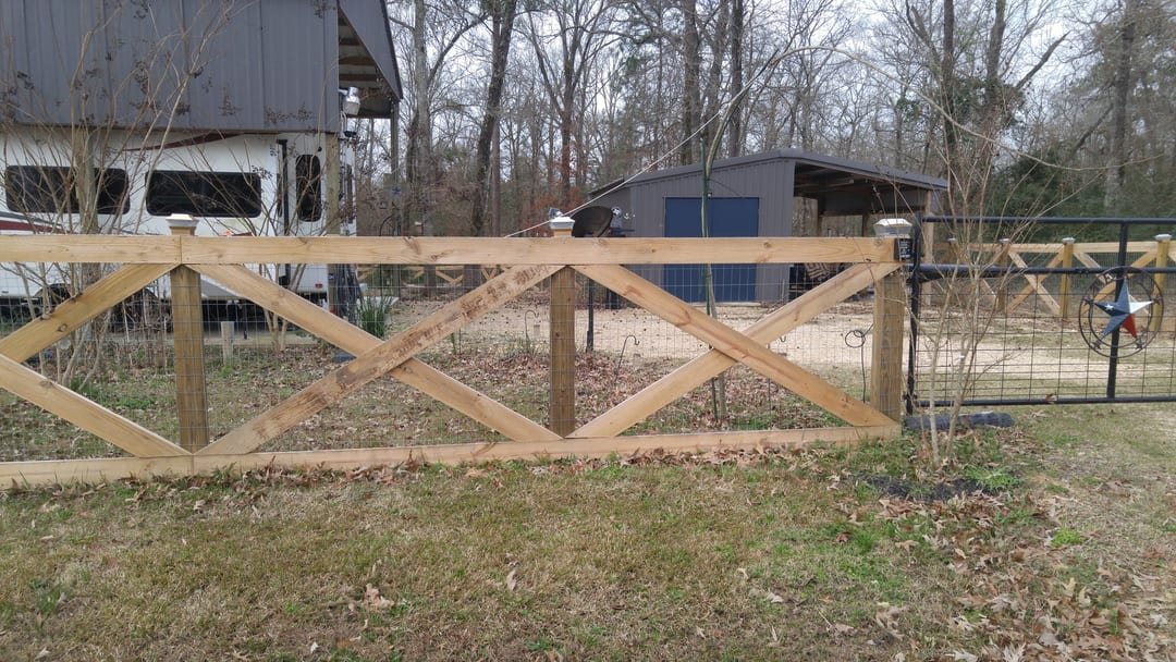 Cross buck fence line seen from above